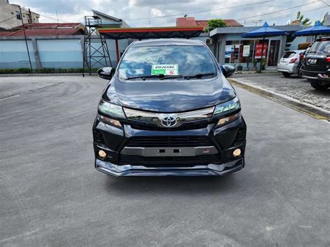 Toyota Avanza Veloz Gr M T Dp Juta Mobil Bekas