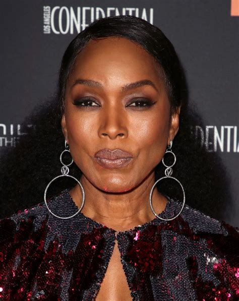 Angela Bassett 2018 Hamilton Behind The Camera Awards • Celebmafia