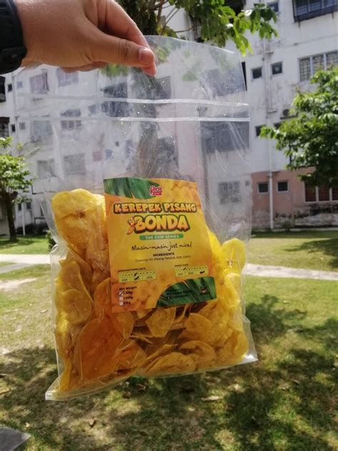 Kerepek Pisang Tanduk Food Drinks Packaged Instant Food On Carousell