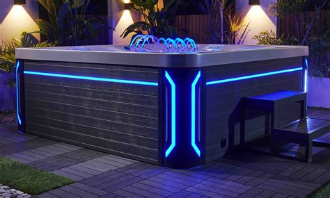 Jacuzzi Kopen Jacuzzi S Op Voorraad M Showroom