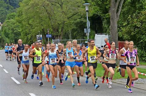 Zehn Kilometer Straßenlauf Bad Liebenzell richtet erneut deutsche