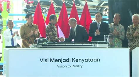 Jokowi Resmikan Pabrik Sel Baterai Kendaraan Listrik Milik Hyundai