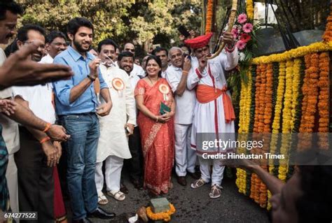 Yuva Sena Chief Aditya Thackeray Inaugurates 303 New Red Best Buses Photos And Premium High Res