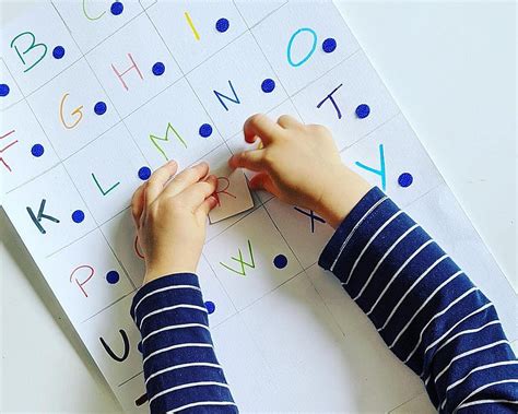 Comment écrire l'alphabet pour les enfants - Observer