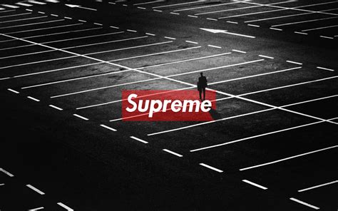 Supreme Wallpapers Top Free Supreme Backgrounds Wallpaperaccess