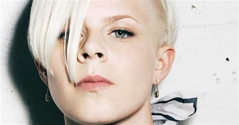 Best Robyn Songs List | Top Robyn Tracks Ranked