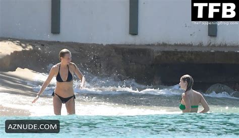 Apple Martin Sexy Seen With Gwyneth Paltrow Put On A Bikini Show Out On The Beach In Barbados