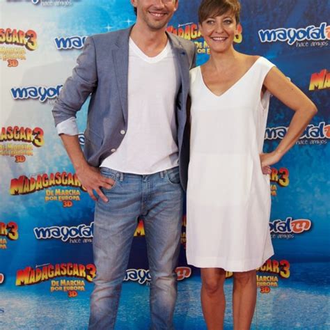 Paco Le N Y Eva Hache En El Estreno De Madagascar En Madrid