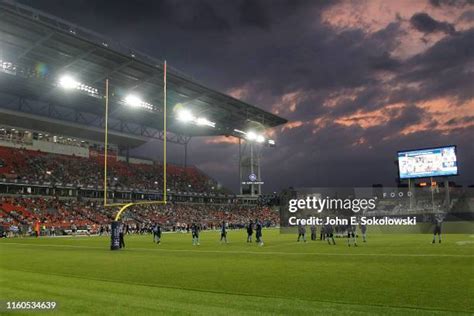 Bmo Field Photos Photos And Premium High Res Pictures Getty Images