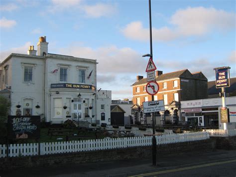 The Bun Penny Public House Herne Bay © David Anstiss Geograph