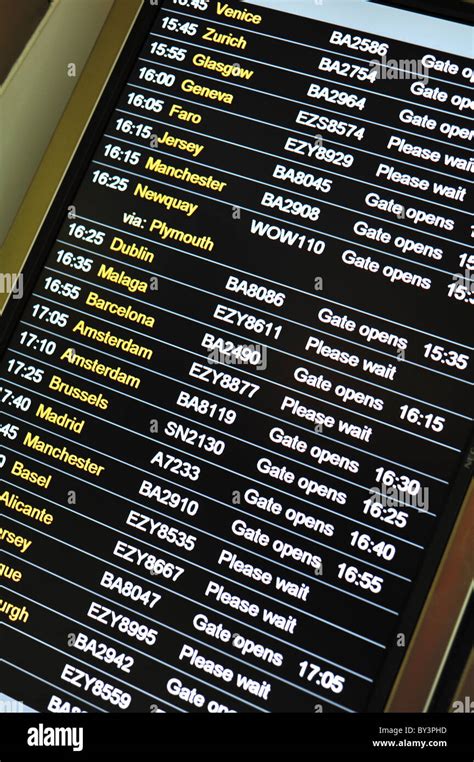 Airport Arrivals Board Hi Res Stock Photography And Images Alamy