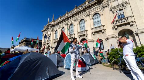 Si Allarga La Protesta Pro Palestina Arrivano Le Tende Fuori Dal Poli