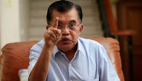 Jusuf Kalla: Jokowi carries no authority - Interviews en.tempo.co