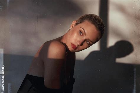 Maggie Keating Nude OnlyFans Leaks Fappening FappeningBook