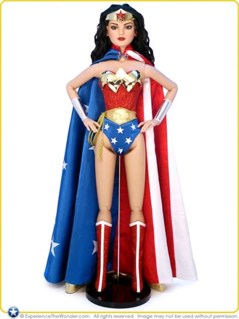 Tonner DC Stars Collection Character Figure Doll Wonder Woman 22