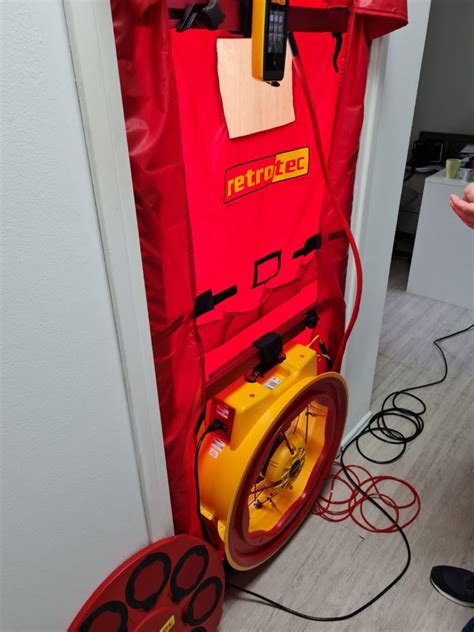 Ispitivanje Zrakopropusnosti Blower Door Test Mjerenje Propusnosti