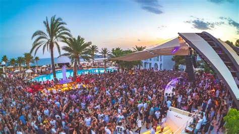 Best Clubs Ibiza Emmie Isadora