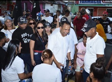 Juan Marte Recorre Sectores Populares De Santiago