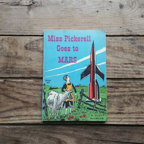 Miss Pickerell Goes To Mars A Childrens Chapter Book Vintage 1970s