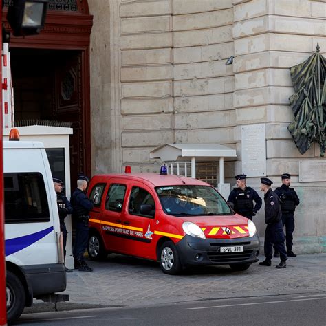 Les Infos De H Attaque La Pr Fecture De Police De Paris Qui