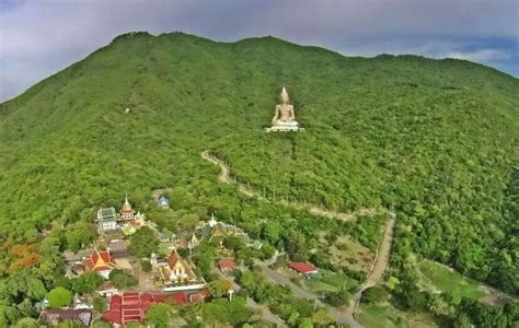 Wat Khao Wong Phrachan Wat Khao Wong Phrachan Is The Highest Mountain