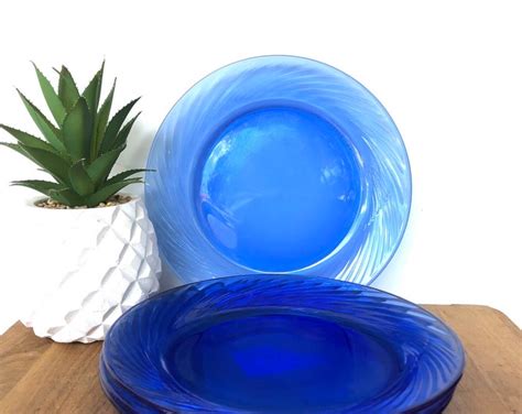 Pyrex Cobalt Blue Festiva Swirl Plates Set Of 4 Corelle Small Dessert