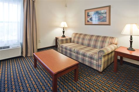 Discount Coupon for Holiday Inn Express Hotel & Suites Laurinburg in ...