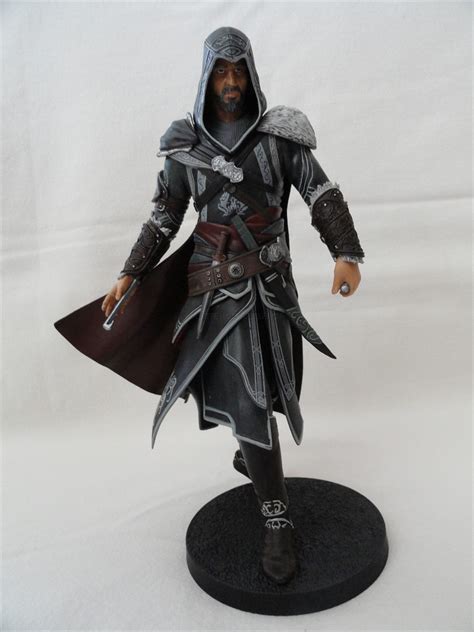 Abstergo Artefact Acr Figurine Ezio