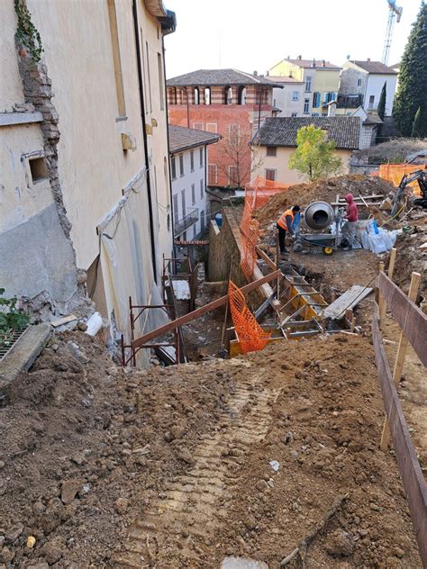 Nuovo Giardino Con Bistrot A Fianco Dell Accademia Carrara Lo Stato