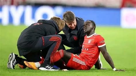 Sadio Mané otra estrella mundial que se baja de Qatar 2022 por una lesión