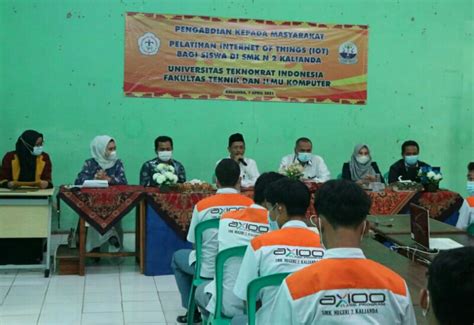 Universitas Terbaik Di Lampung Teknokrat Pkm Di Smkn Kalianda