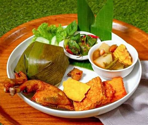 Kedai Nasi Timbel Lezat Di Bandung