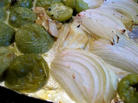 Canonchef Got Green Tomatoes Roast Them For Chile Verde