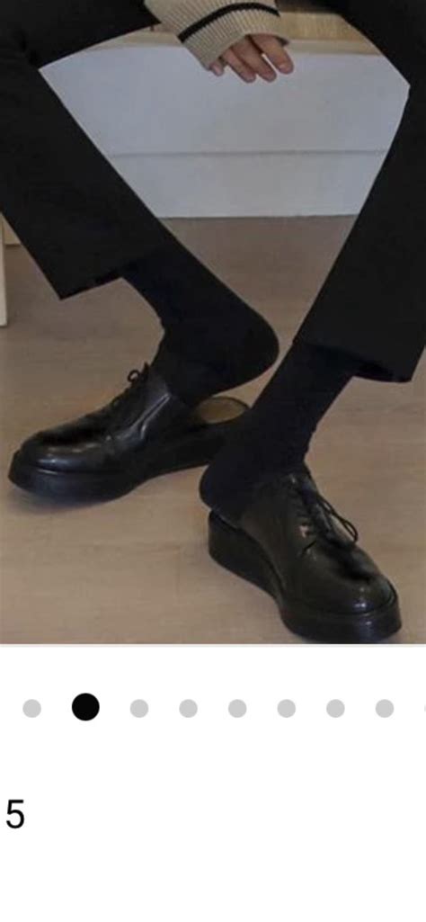 Anyone Know What Kinda Shoes These Are And Where I Can Purchase Some