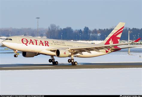 A7 ACA Qatar Airways Airbus A330 202 Photo By Felix Gottwald