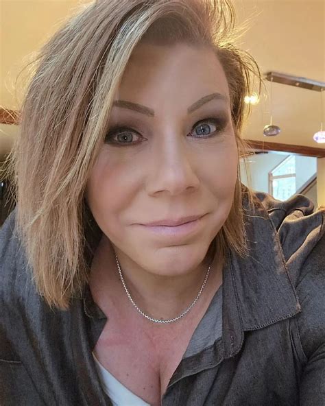 Sister Wives Meri Brown Is Flawless With Fresh Blowout And Dark Makeup