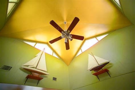 50 Octagon Skylight Stock Photos Pictures And Royalty Free Images Istock
