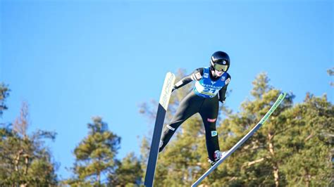 Saut à ski suite de la coupe du monde féminine à Ljubno pour Emma