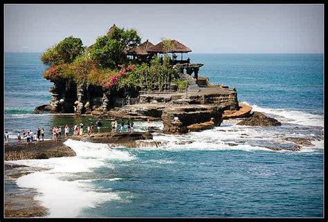 Tour De Pulau Dewata Bali Indahnya Pura Di Pantai Tanah Lot