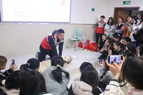 生命“必修课”，“救”在校园 温州医科大学仁济学院