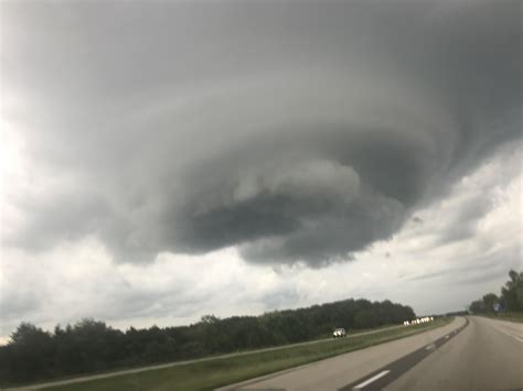 Saw this guy on our way to St. Louis! : r/weather