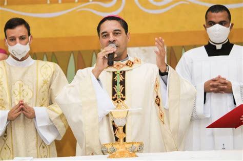 Dom Lindomar Rocha Mota Toma Posse Como O Quarto Bispo Diocesano De S O