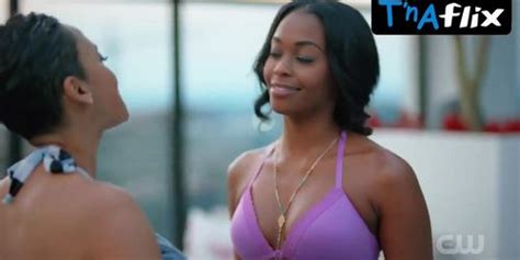 Nafessa Williams Underwear Bikini Scene In Black Lightning Tnaflix