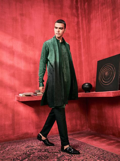 Green Black Ombre Kurta Set With Attached Dupatta And Aligadi Pants