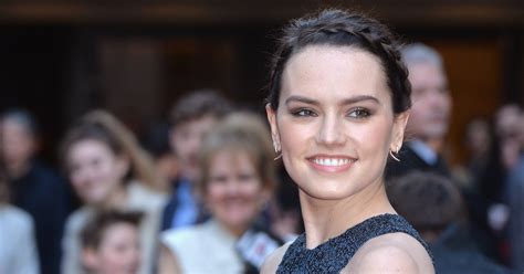 Daisy Ridley Cast In A Woman Of No Importance Teen Vogue