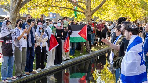 Jewish And Islamic Schools Beef Up Security As Tensions Rise Herald Sun