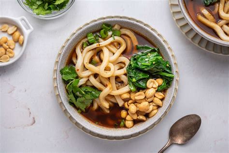 Vegetarian Japanese Udon Noodle Soup Recipe