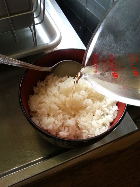 Easy Japanese Recipe: Sushi Rice - The Wadas On Duty