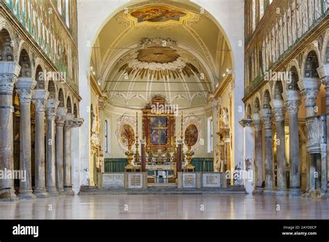 Basilika sant apollinare Fotos und Bildmaterial in hoher Auflösung