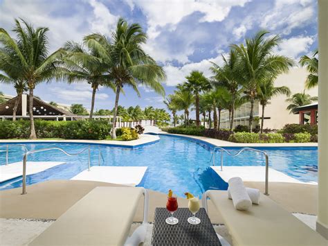 Azul Beach Resort Riviera Cancun All Inclusive Resort